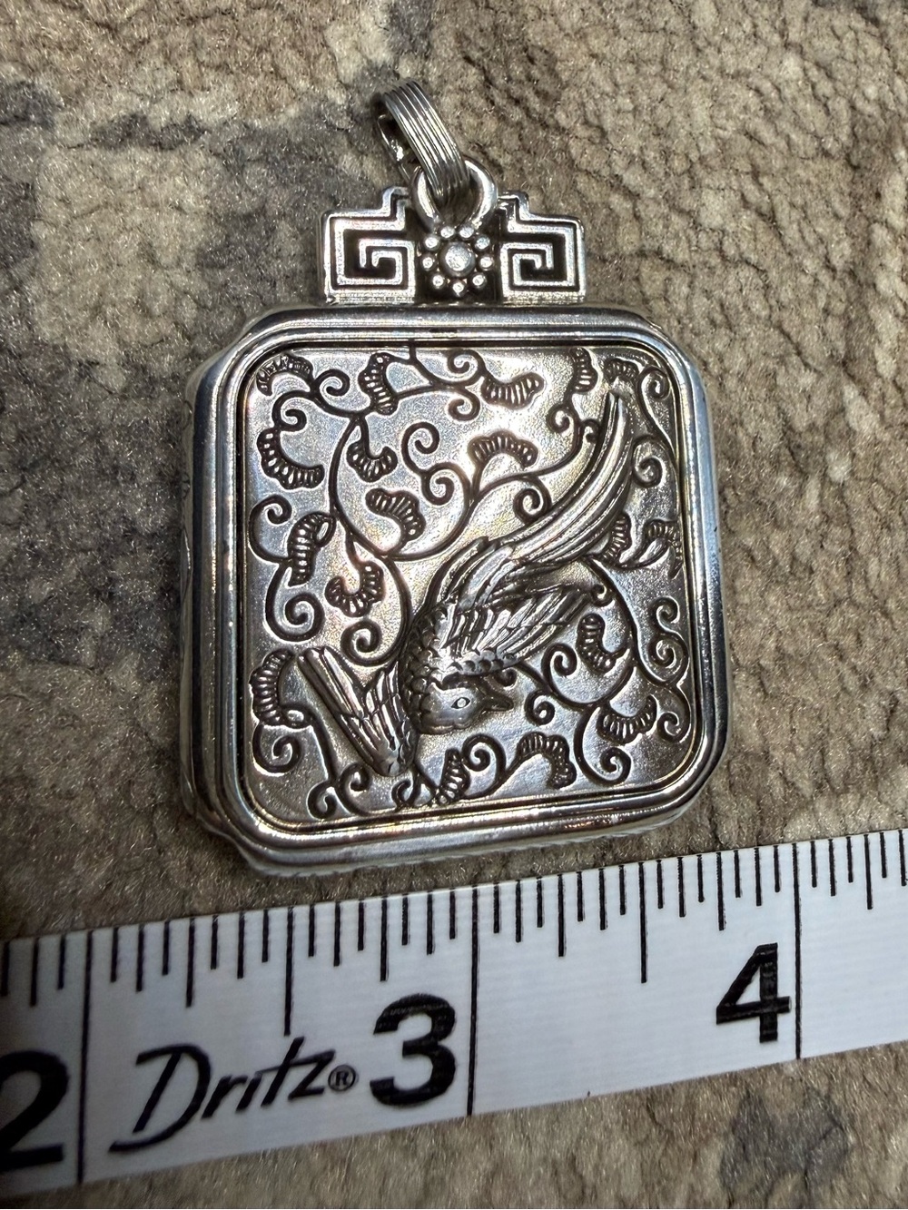 retired Brighton pocket mirror pendant necklace